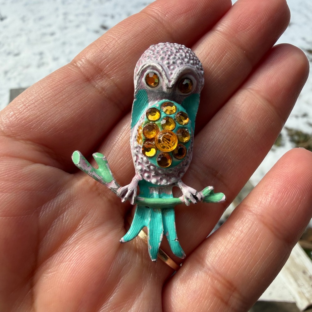 Vintage Rhinestone Owl Pin Brooch